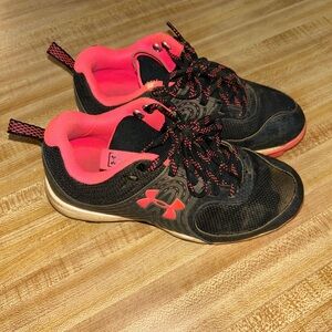 Girls under armor cleats